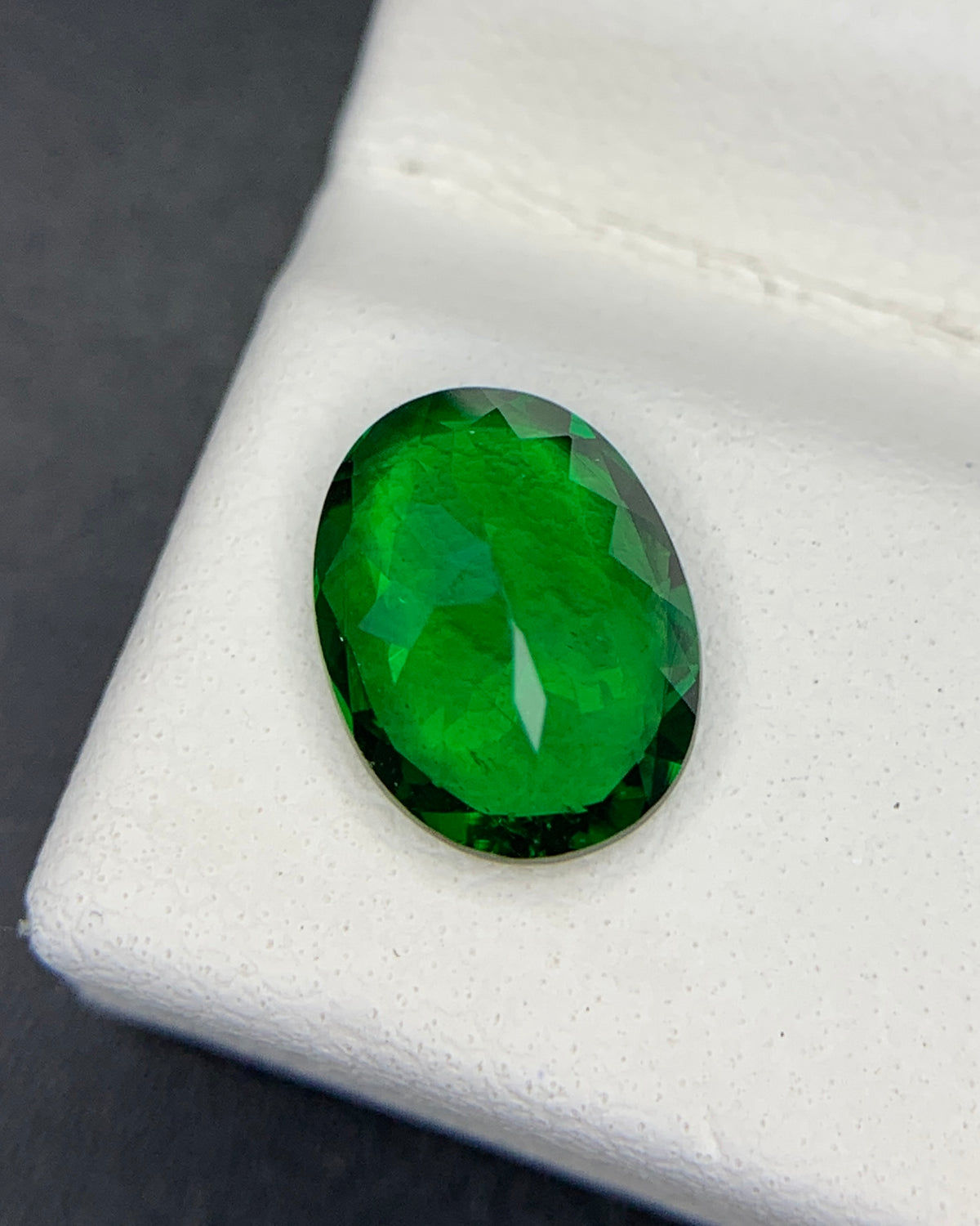 Natural Tsavorite Garnet 1.56 Carat 8.7x6.5 MM Oval Shape Faceted Gemstone