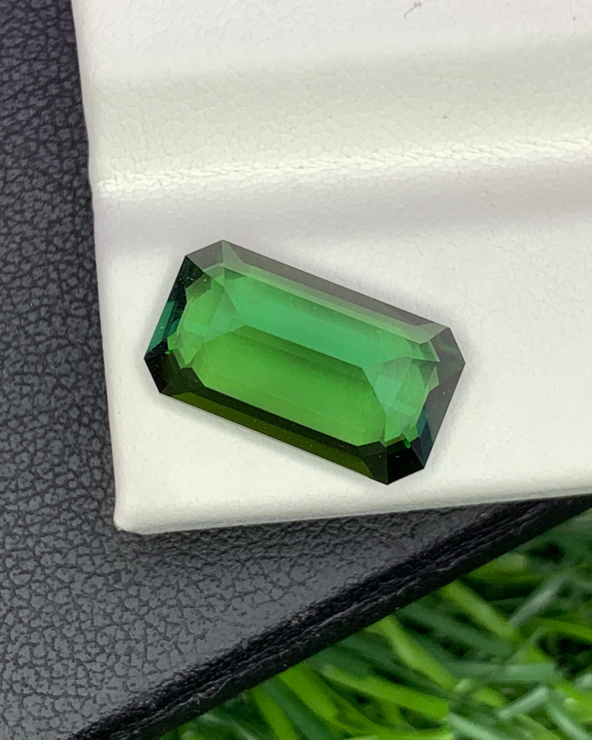 Natural Flawless Green Tourmaline 5.26 Carat 14.5x8.2 MM Octagon Shape Faceted Gemstone