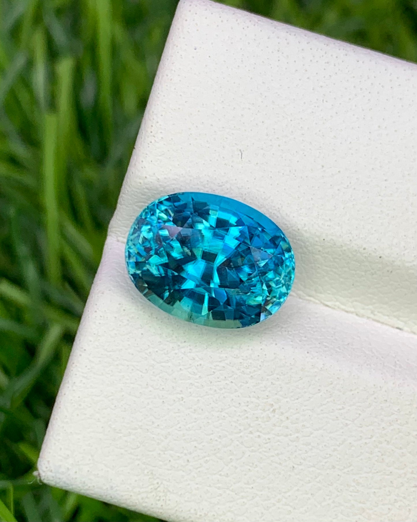 Natural Cambodian Blue Zircon 6.45 Carat 11x8.4 MM Oval Shape Faceted Gemstone