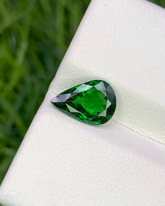 Natural Tsavorite 1.18 Carat 8.7x6.1 MM Pear Shape Faceted Gemstone