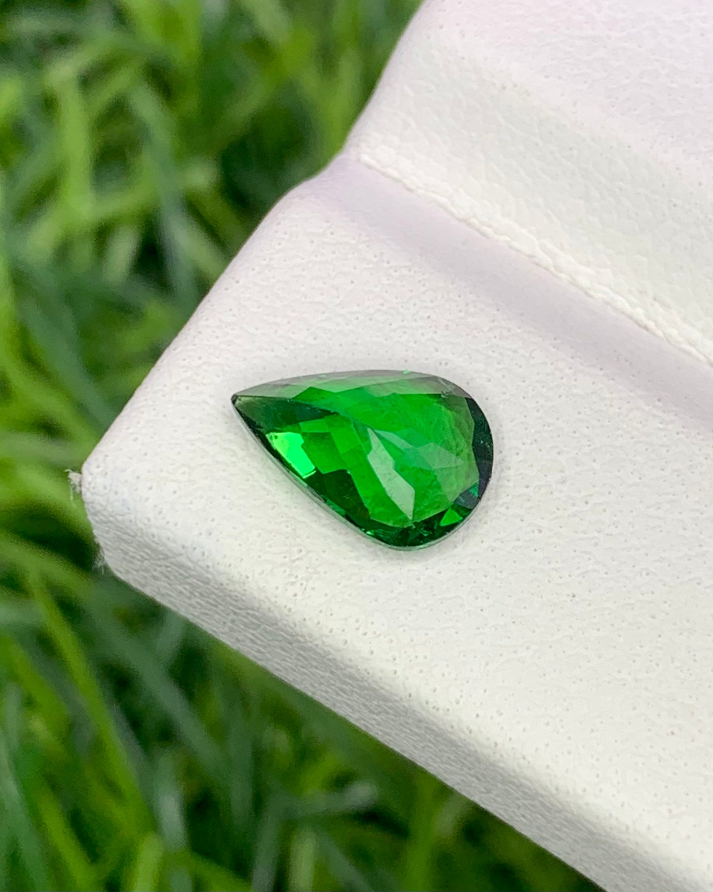 Natural Tsavorite 1.18 Carat 8.7x6.1 MM Pear Shape Faceted Gemstone