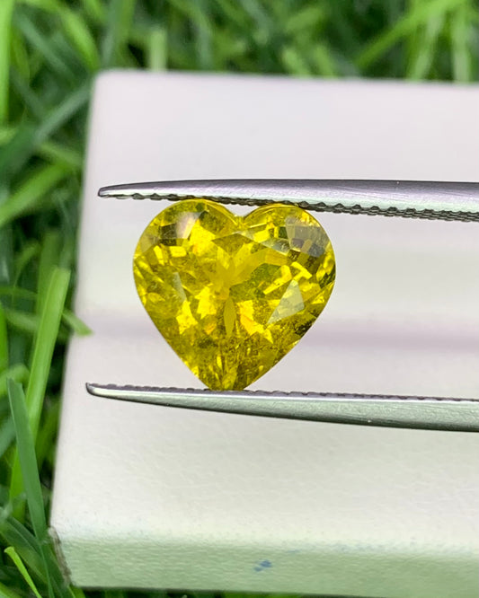 Natural Yellow Tourmaline 3.57 Carat 9.9x9.5 MM Heart Shape Faceted Gemstone