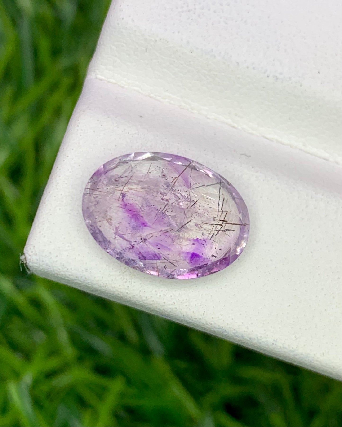 Natural Super Seven 4.44 Carat 13x9.5 MM Oval Shape Faceted Gemstone with 7 Crystals Healing Stone Seven Chakra Melody Stone