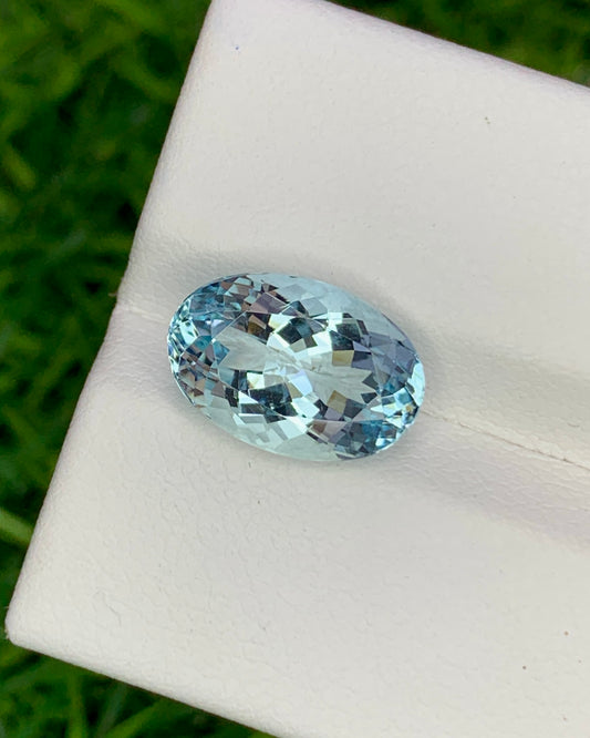 Natural Aquamarine 3.76 Carat 12.2x8.2 MM Oval Shape Faceted Gemstone