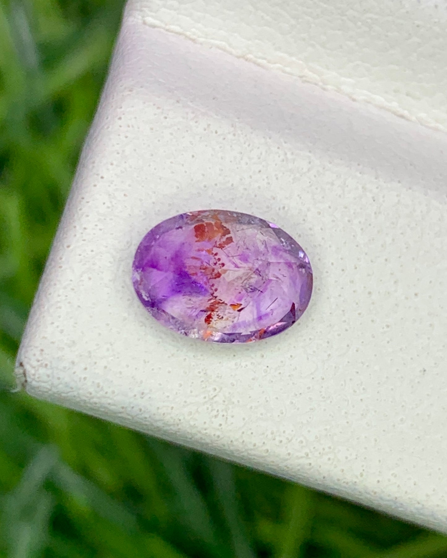 Natural Super Seven 0.88 Carat 7.4x5.4 MM Oval Shape Faceted Gemstone with 7 Crystals Healing Stone Seven Chakra Melody Stone