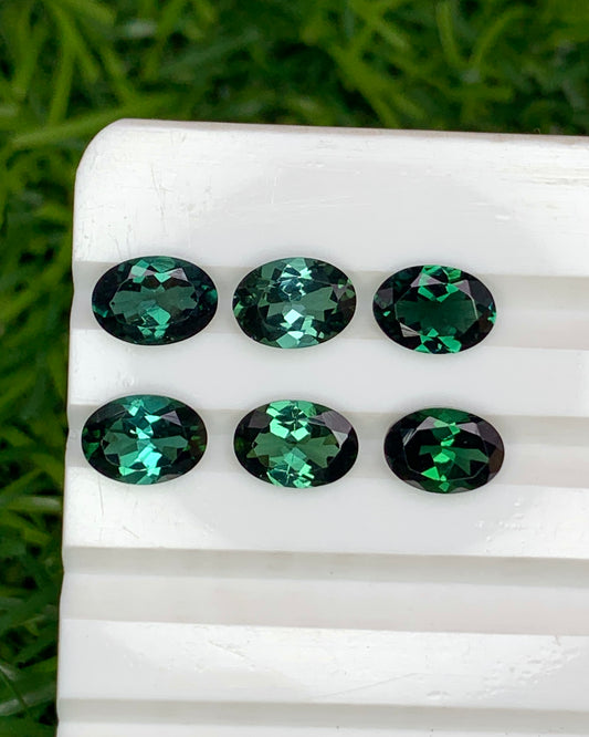 Natural Green Tourmaline Lot 4.66 Carat 7x5 MM Oval Shape Faceted Gemstone 6 Piece Lot