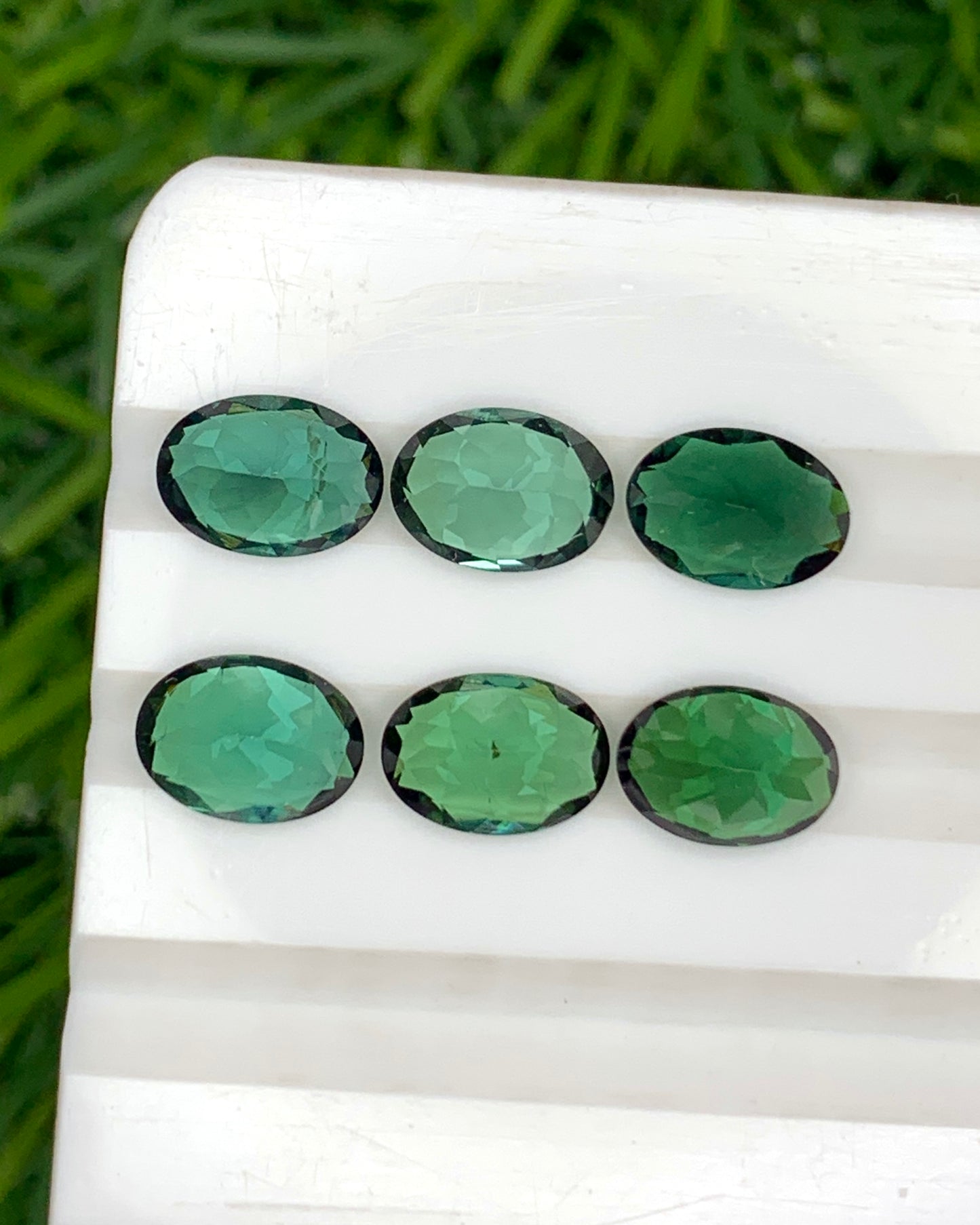 Natural Green Tourmaline Lot 4.66 Carat 7x5 MM Oval Shape Faceted Gemstone 6 Piece Lot
