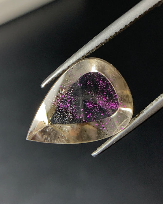Natural Rare Pink Fire Quartz 6.15 Carat 15.5x11x5.3 MM Pear Shape Covellite Quartz Gemstone from Brazil