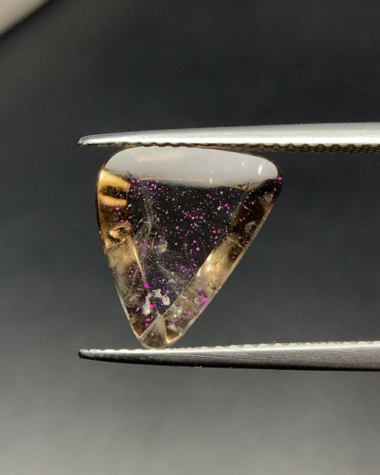 Natural Rare Pink Fire Quartz 3.84 Carat 13.3x10x4.2 MM Freeform Shape Covellite Quartz Gemstone from Brazil