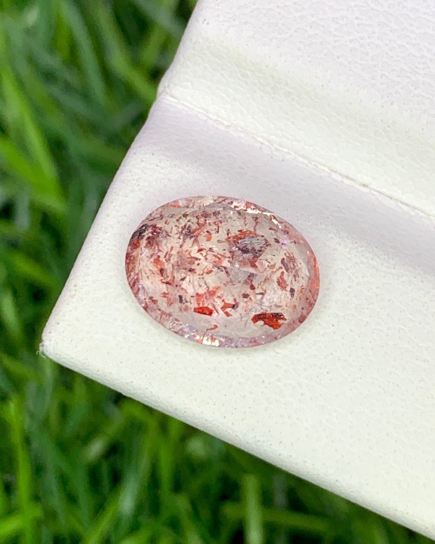 Natural Super Seven 2.52 Carat 10.4x8.4 MM Oval Shape Faceted Gemstone with 7 Crystals Healing Stone Seven Chakra Melody Stone