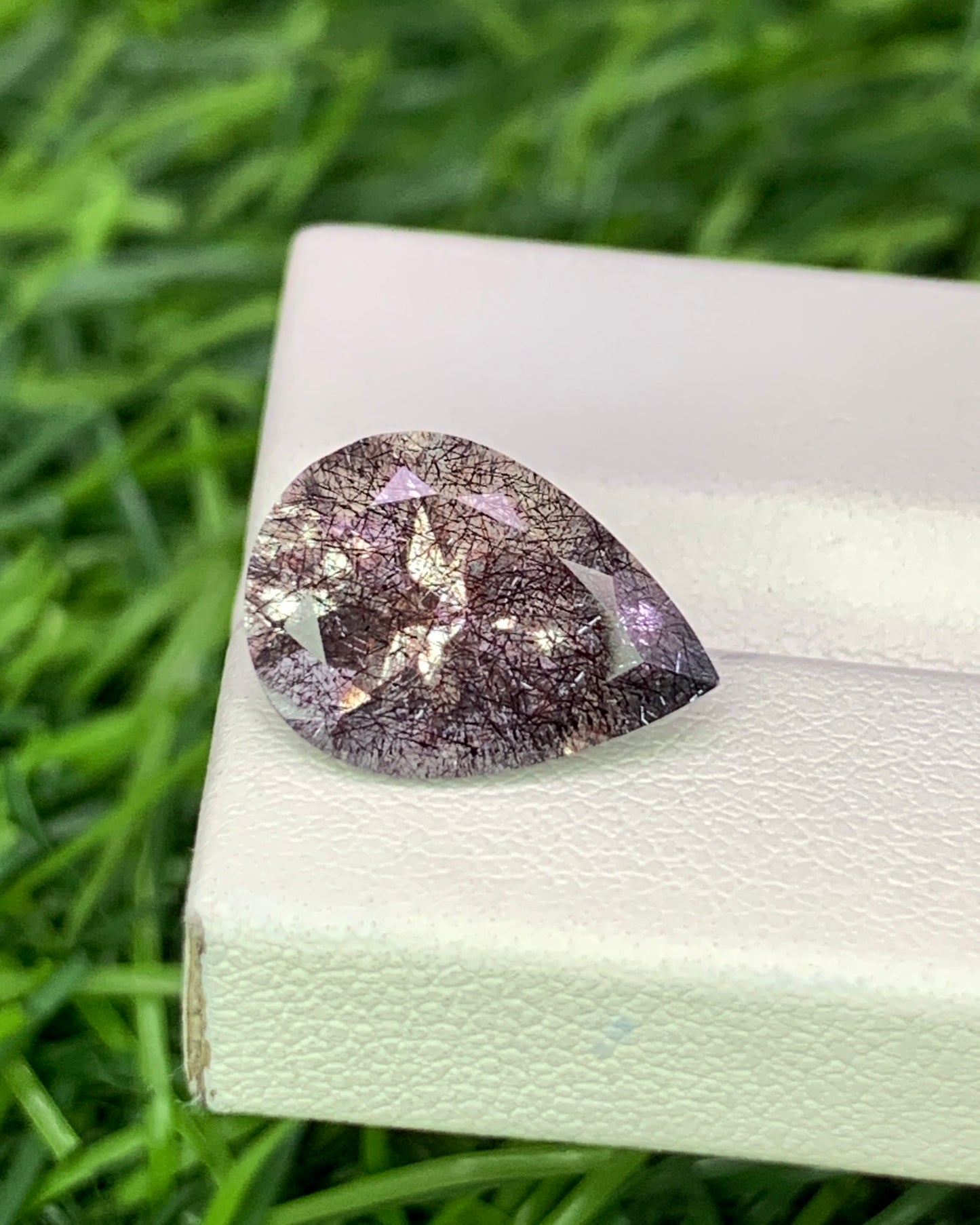 Natural Super Seven 3.85 Carat 13.9x9.8 MM Pear Shape Faceted Gemstone with 7 Crystals Healing Stone Seven Chakra Melody Stone