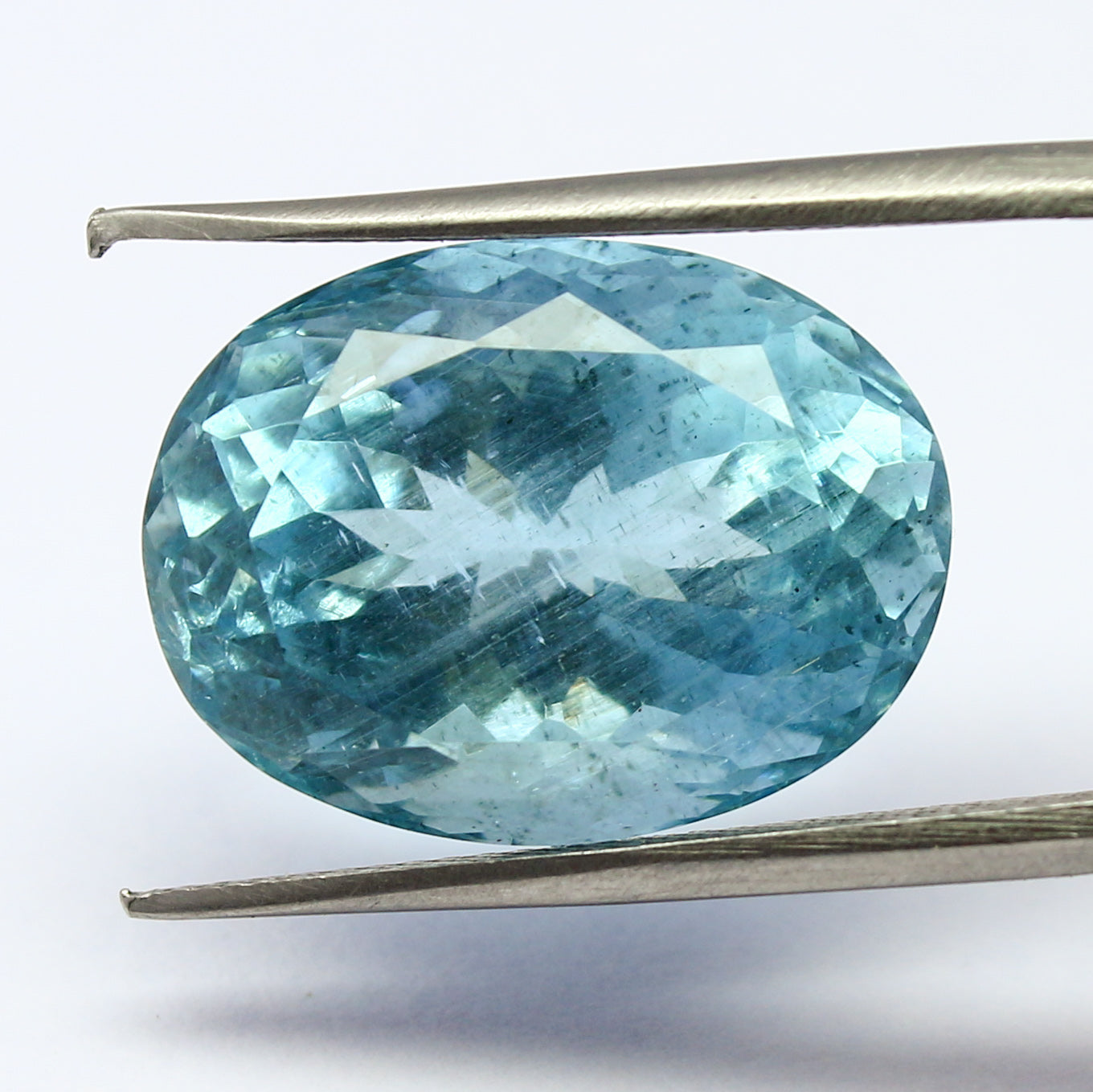 Natural Aquamarine 16.21 Carat 18.7x14 MM Oval Shape Faceted Gemstone