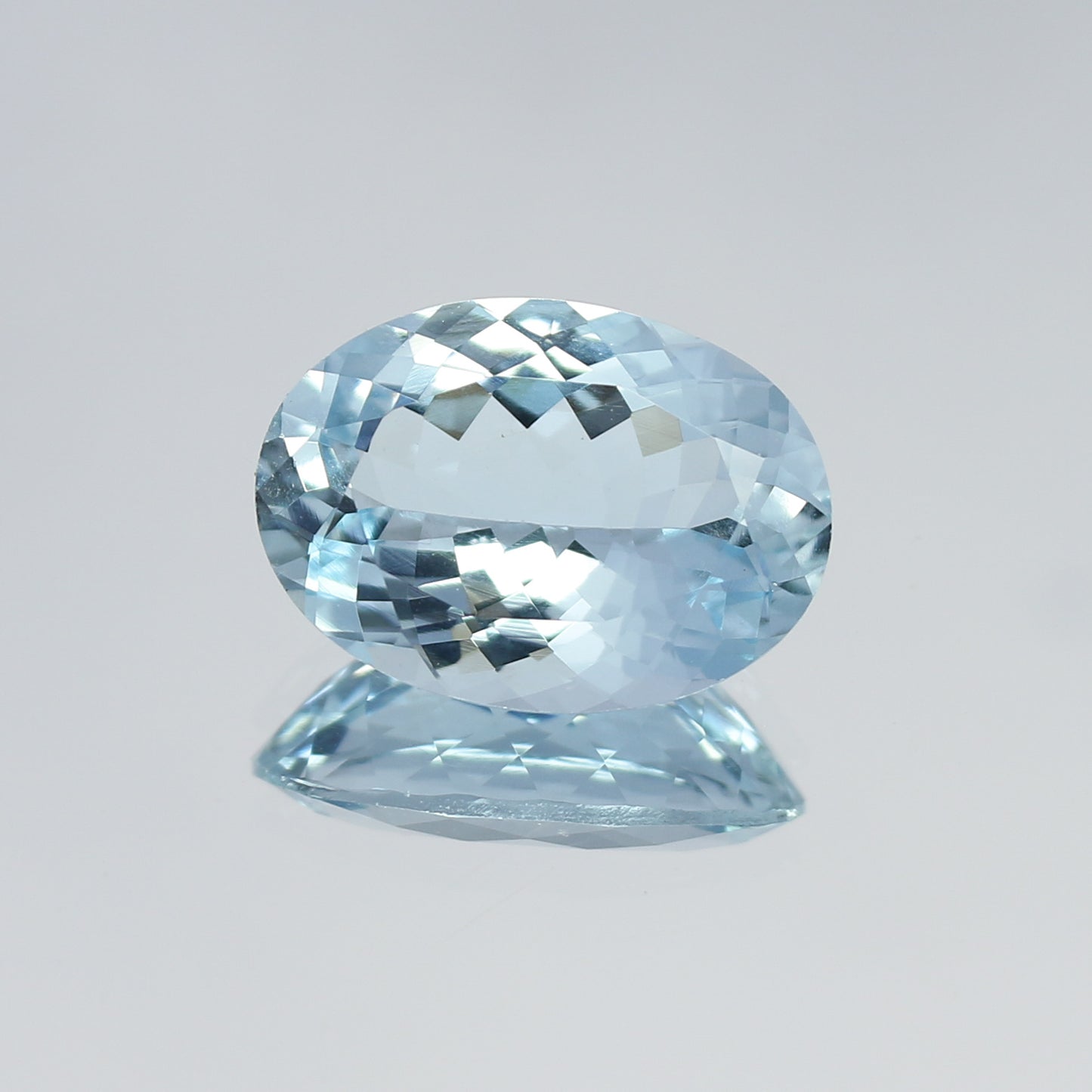 Natural Aquamarine 4.84 Carat 14x10 MM Oval Shape Faceted Gemstone