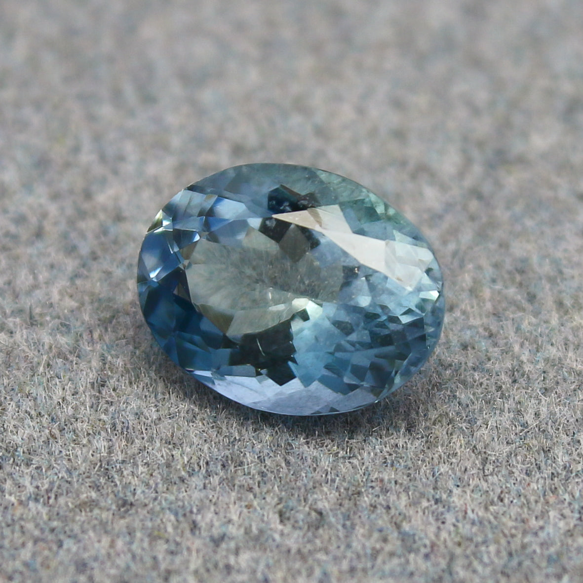 Natural Aquamarine 1.44 Carat 8.2x6.7 MM Oval Shape Faceted Gemstone