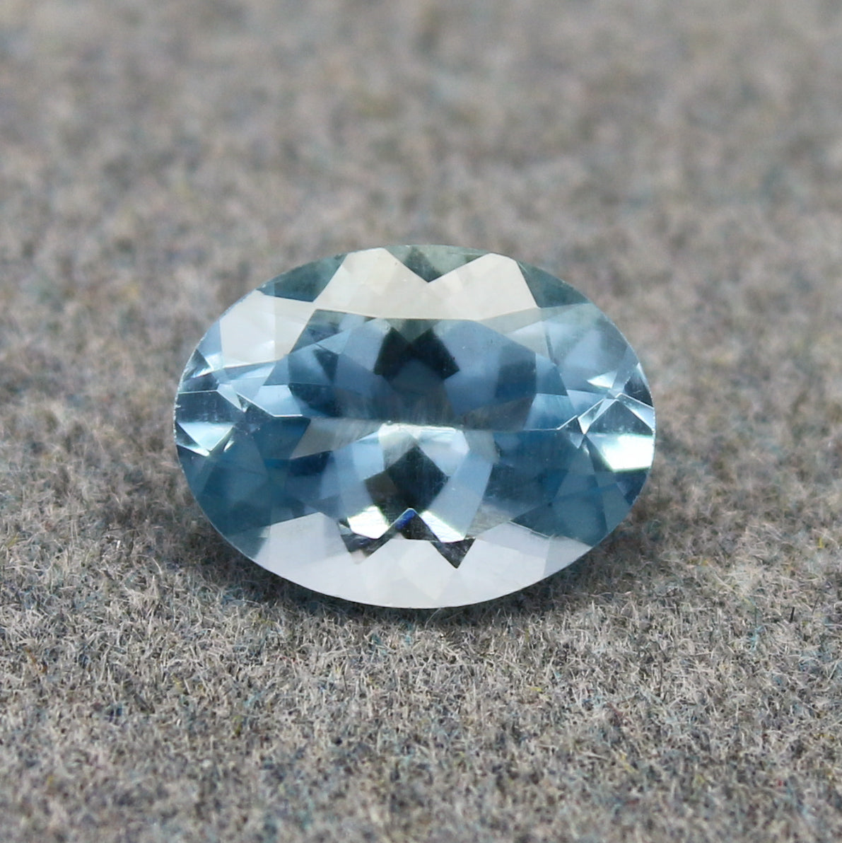 Natural Aquamarine 1.35 Carat 9x7 MM Oval Shape Faceted Gemstone