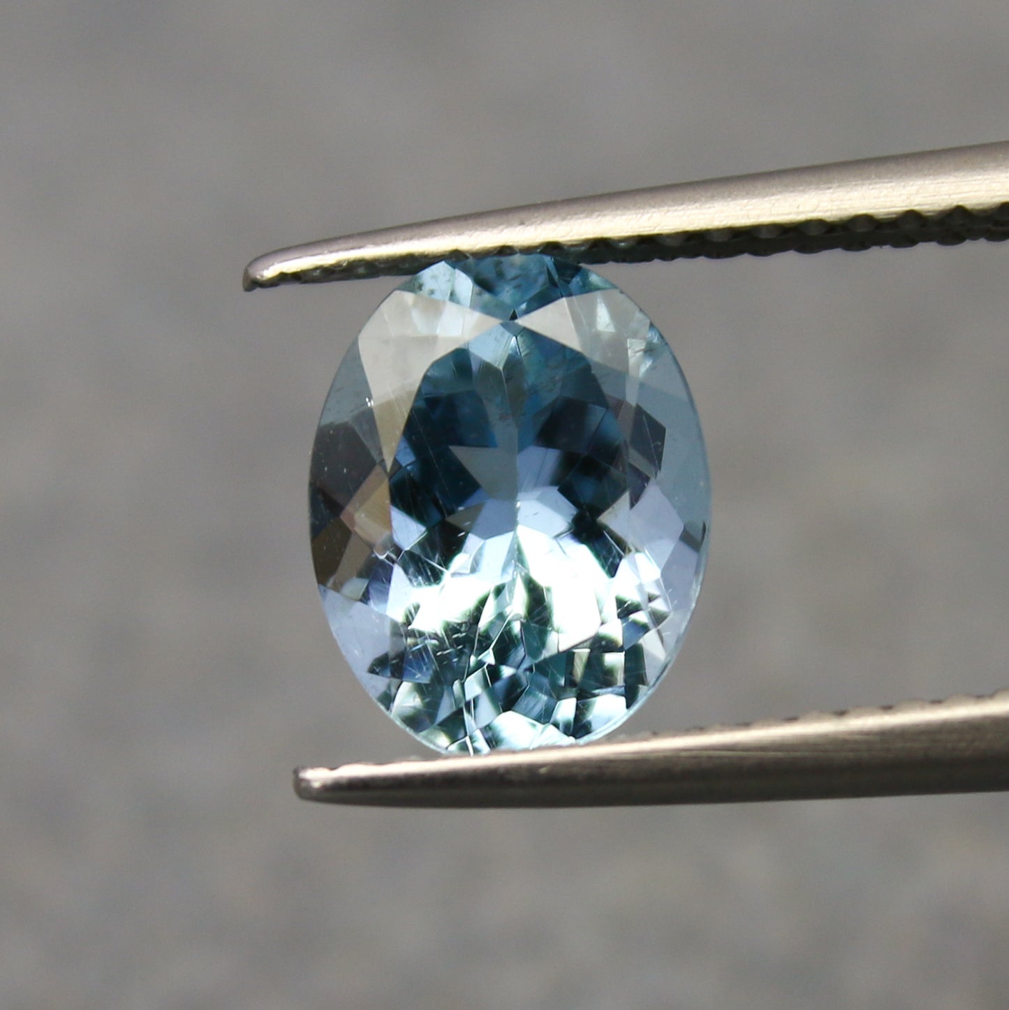 Natural Aquamarine 1.89 Carat 9x7 MM Oval Shape Faceted Gemstone