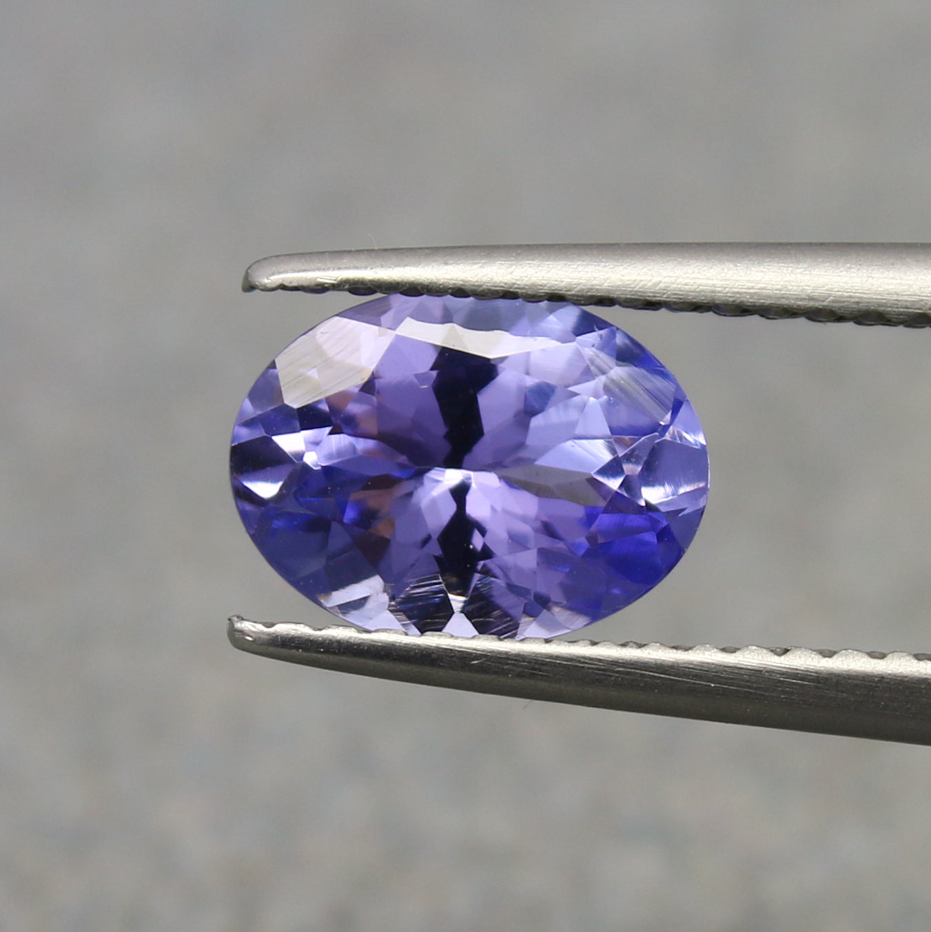 Natural Purple Tanzanite 1.40 Carat 8.5x6.4 MM Oval Shape Faceted Gemstone