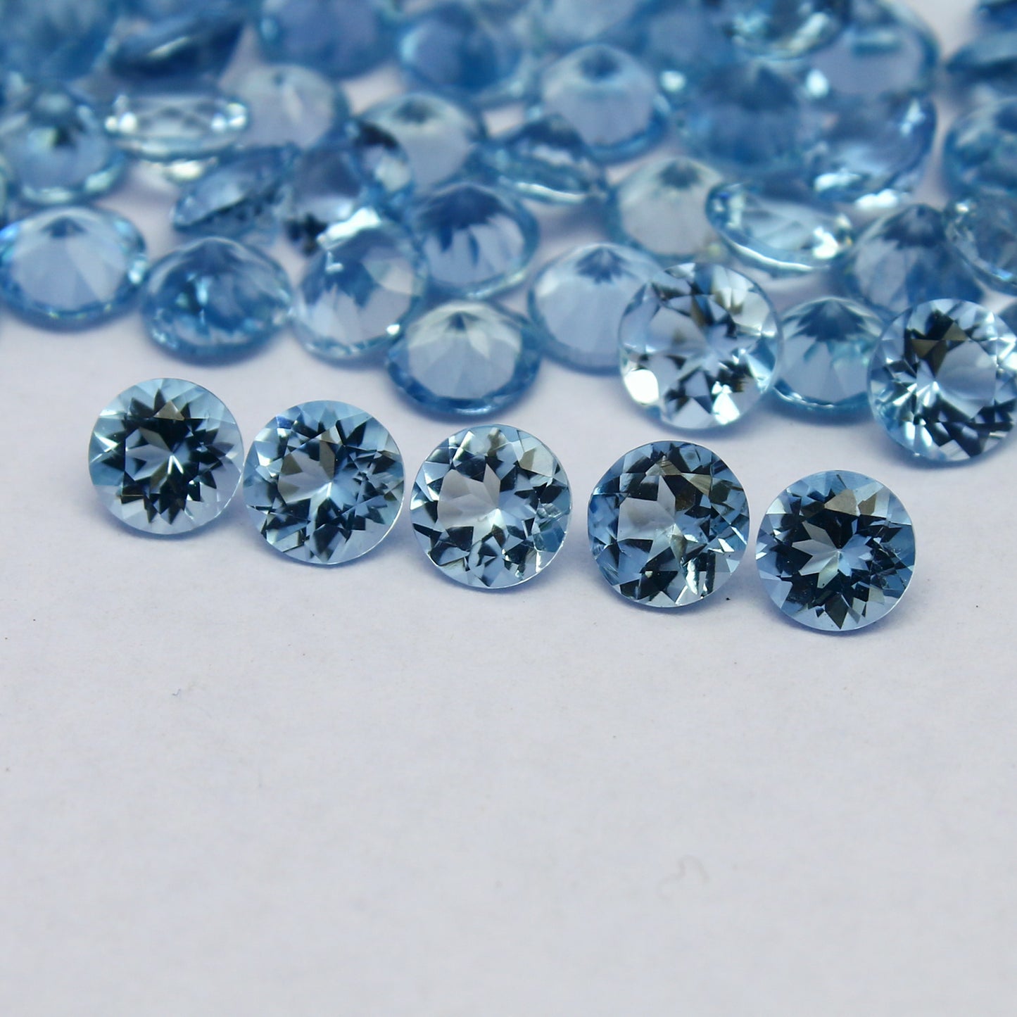 Natural Santa Maria Aquamarine Lot 4x4 MM Round Shape Faceted Gemstone Calibrated Round Shape for Jewlery Making