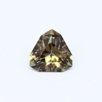 Natural Color Change Garnet 1.10 Carat 6.5x6.5 MM Trillion Shape Faceted Gemstone