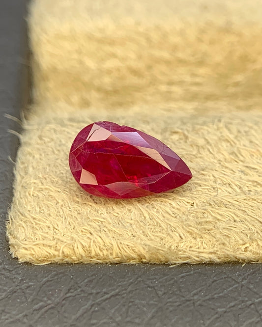 Natural Ruby 0.94 Carat 8x4.8 MM Pear Shape Faceted Gemstone