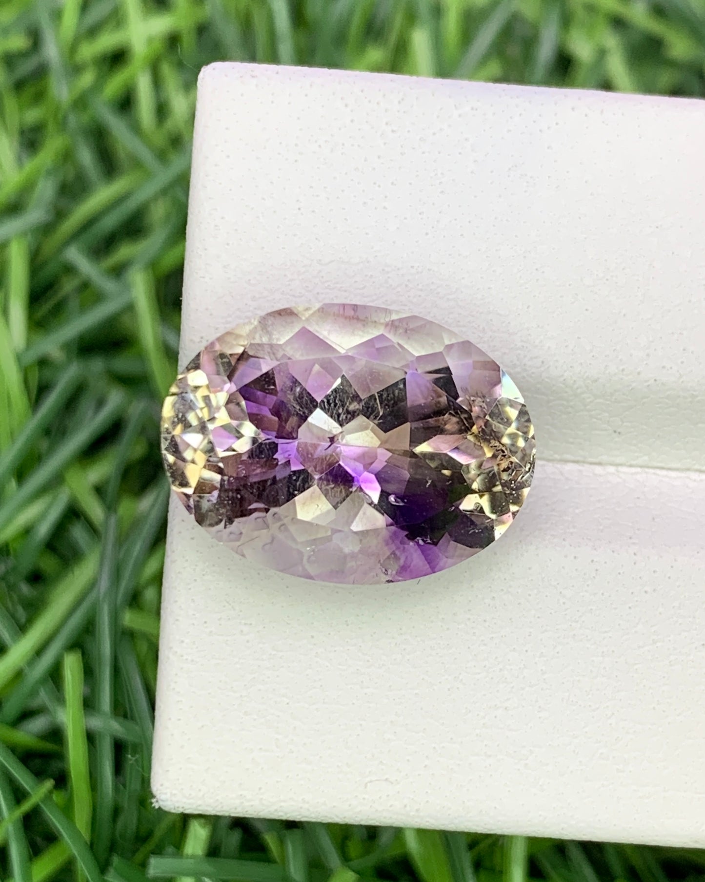 Natural Super Seven 8.43 Carat 16x12 MM Oval Shape Faceted Gemstone with 7 Crystals Healing Stone Seven Chakra Melody Stone