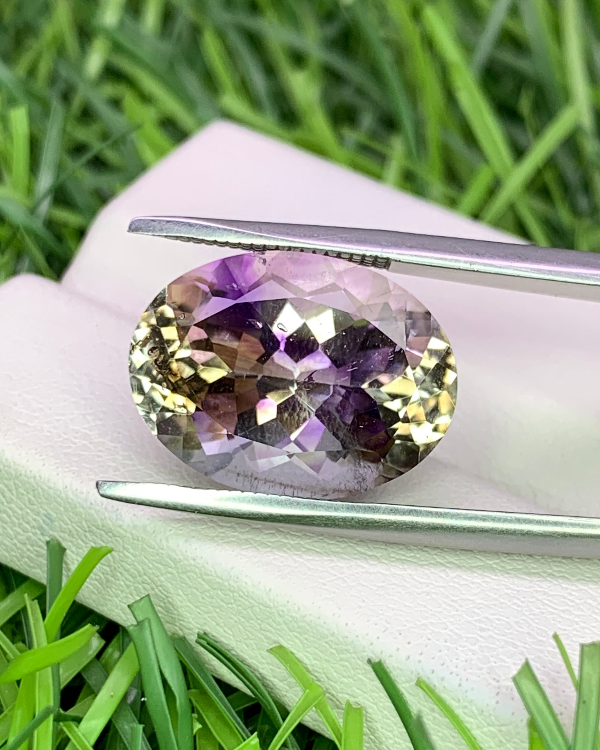 Natural Super Seven 8.43 Carat 16x12 MM Oval Shape Faceted Gemstone with 7 Crystals Healing Stone Seven Chakra Melody Stone