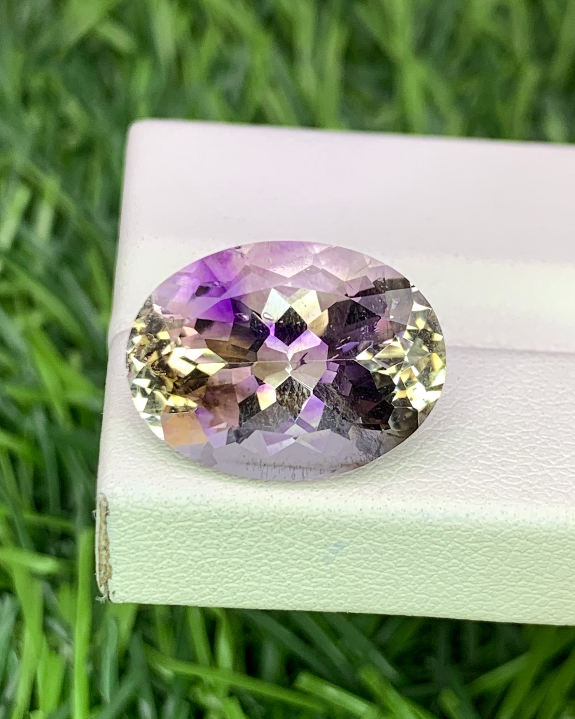 Natural Super Seven 8.43 Carat 16x12 MM Oval Shape Faceted Gemstone with 7 Crystals Healing Stone Seven Chakra Melody Stone