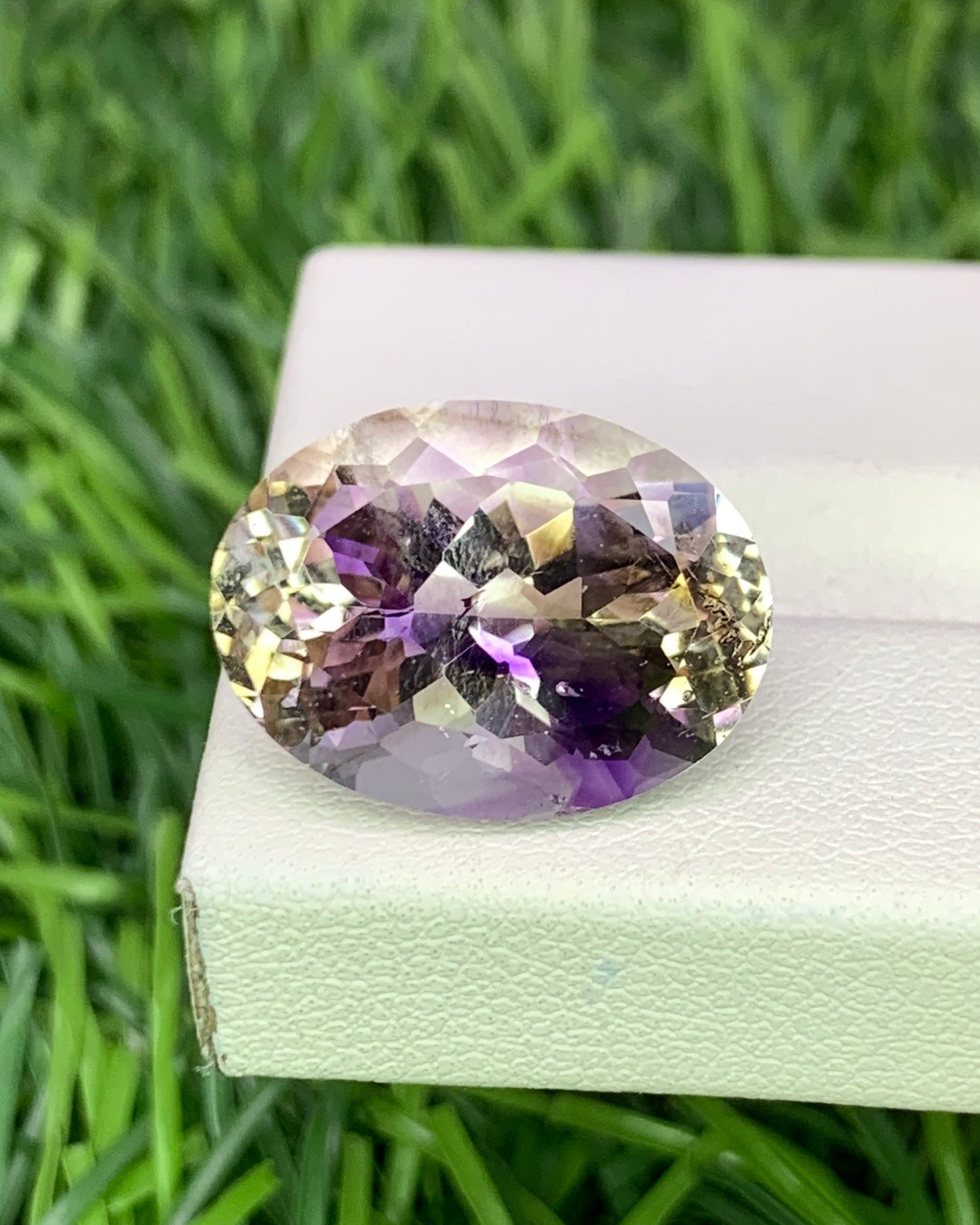 Natural Super Seven 8.43 Carat 16x12 MM Oval Shape Faceted Gemstone with 7 Crystals Healing Stone Seven Chakra Melody Stone