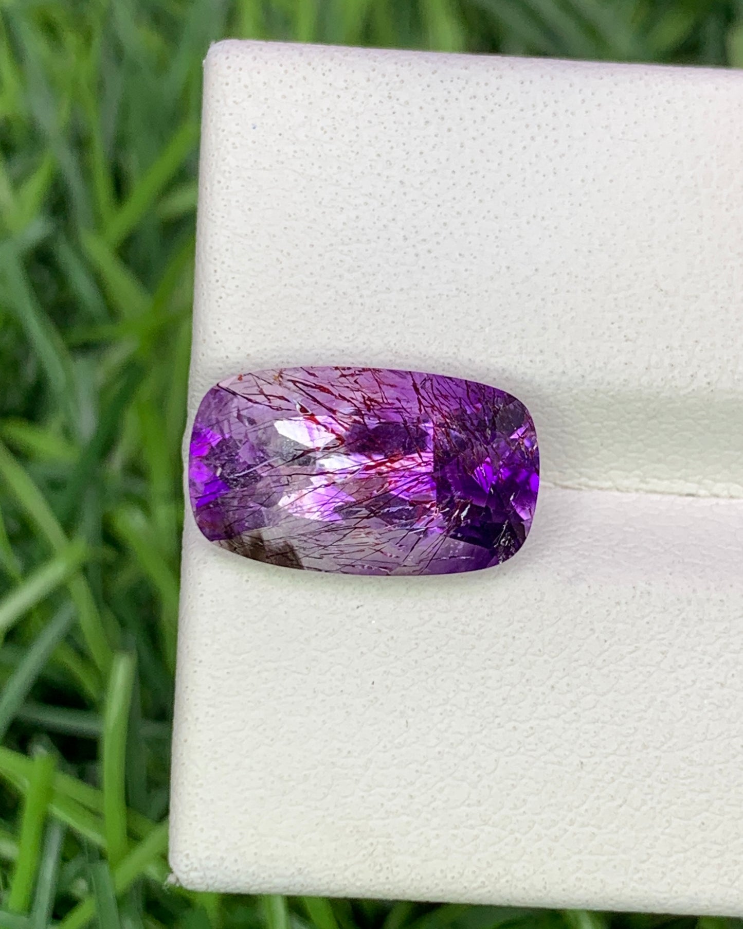 Natural Super Seven 4.19 Carat 13.5x8 MM Cushion Shape Faceted Gemstone with 7 Crystals Healing Stone Seven Chakra Melody Stone 