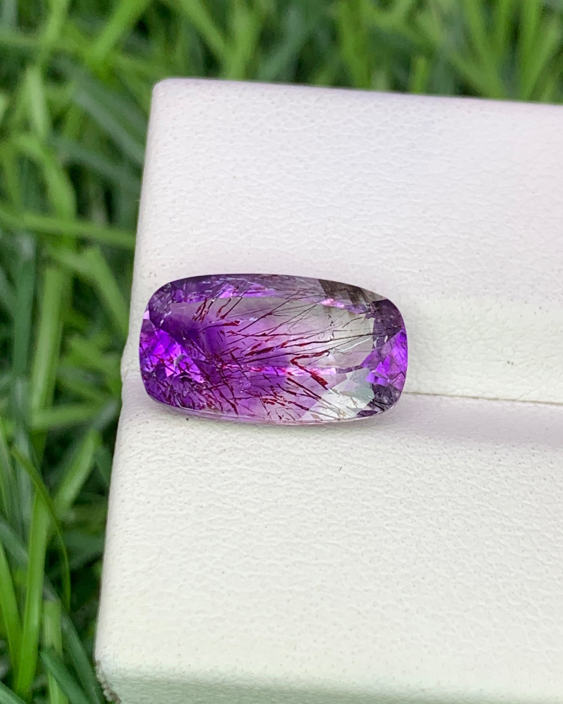 Natural Super Seven 4.19 Carat 13.5x8 MM Cushion Shape Faceted Gemstone with 7 Crystals Healing Stone Seven Chakra Melody Stone 