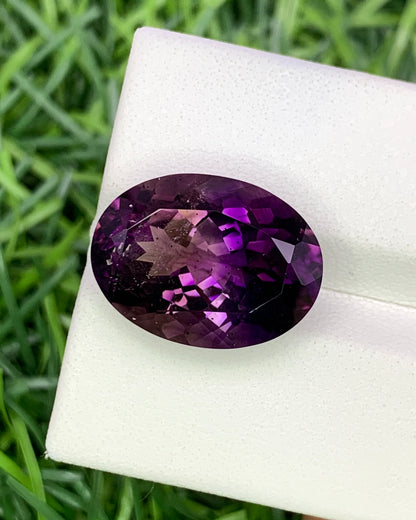 Natural Super Seven 9.54 Carat 16.8x12.5 MM Oval Shape Faceted Gemstone with 7 Crystals Healing Stone Seven Chakra Melody Stone