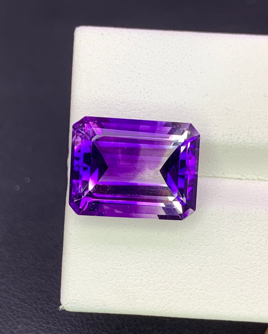 Natural Bi Color Amethyst 