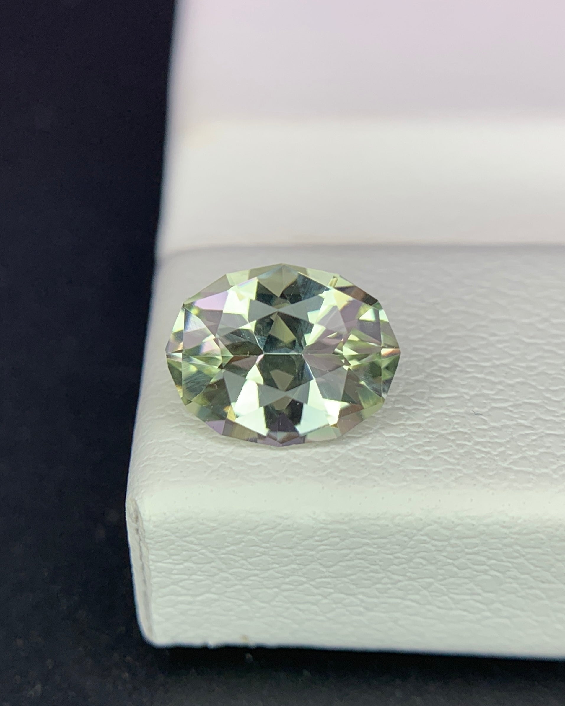 Natural Heliodor Aquamarine 1.00 Carat 8x6.2 MM Oval Shape Yellow Aquamarine Faceted Gemstone