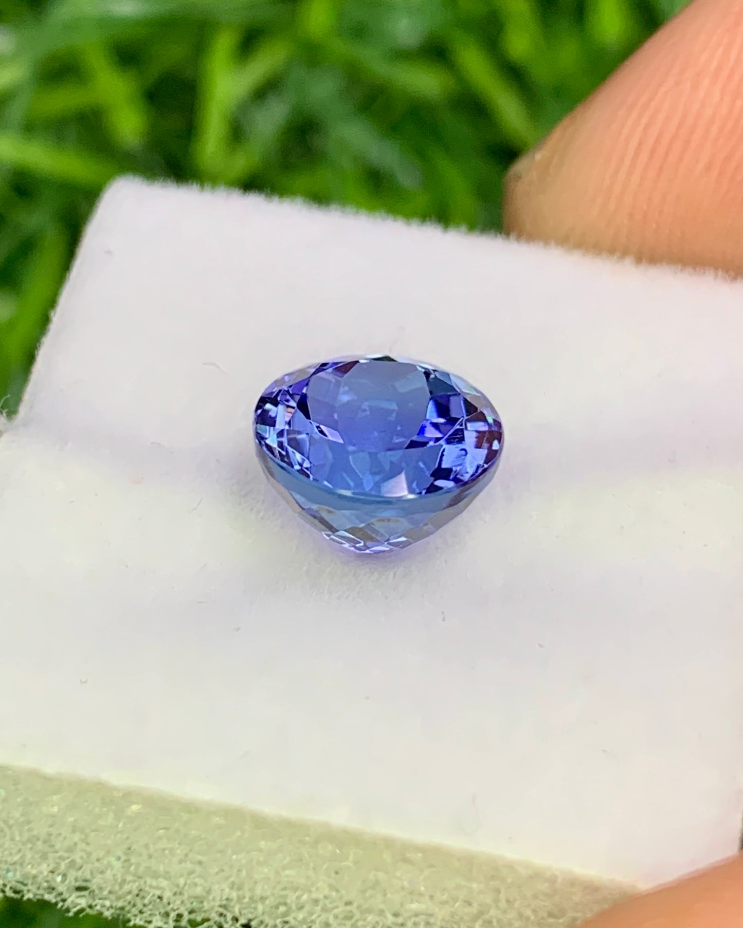 Natural Bi Color Tanzanite 2.80 Carat 8x8 MM Round Shape Faceted Gemstone