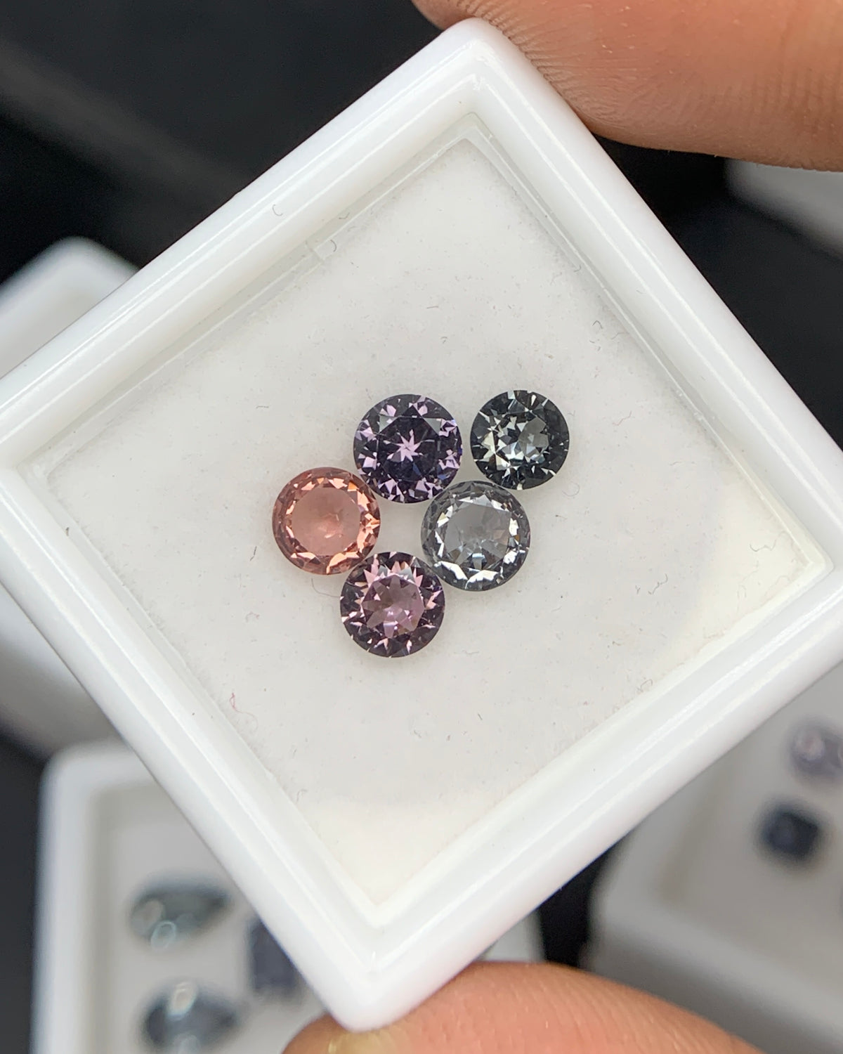 Natural Multi Color Spinel 1.67 Carat Mix Sze Round Shape Faceted Gemstone 5 Piece Lot 
