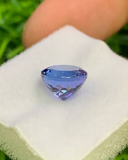 Natural Bi Color Tanzanite 2.80 Carat 8x8 MM Round Shape Faceted Gemstone