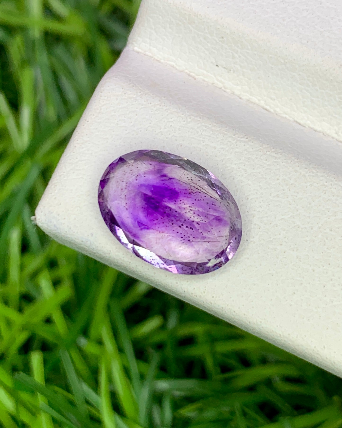 Natural Super Seven 2.96 Carat 11.6x8.3 MM Oval Shape Faceted Gemstone with 7 Crystals Healing Stone Seven Chakra Melody Stone