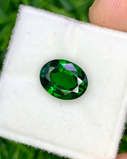 Natural Tsavorite 2.31 Carat 9x7 MM 0val Shape Faceted Gemstone