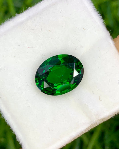 Natural Tsavorite 2.31 Carat 9x7 MM 0val Shape Faceted Gemstone