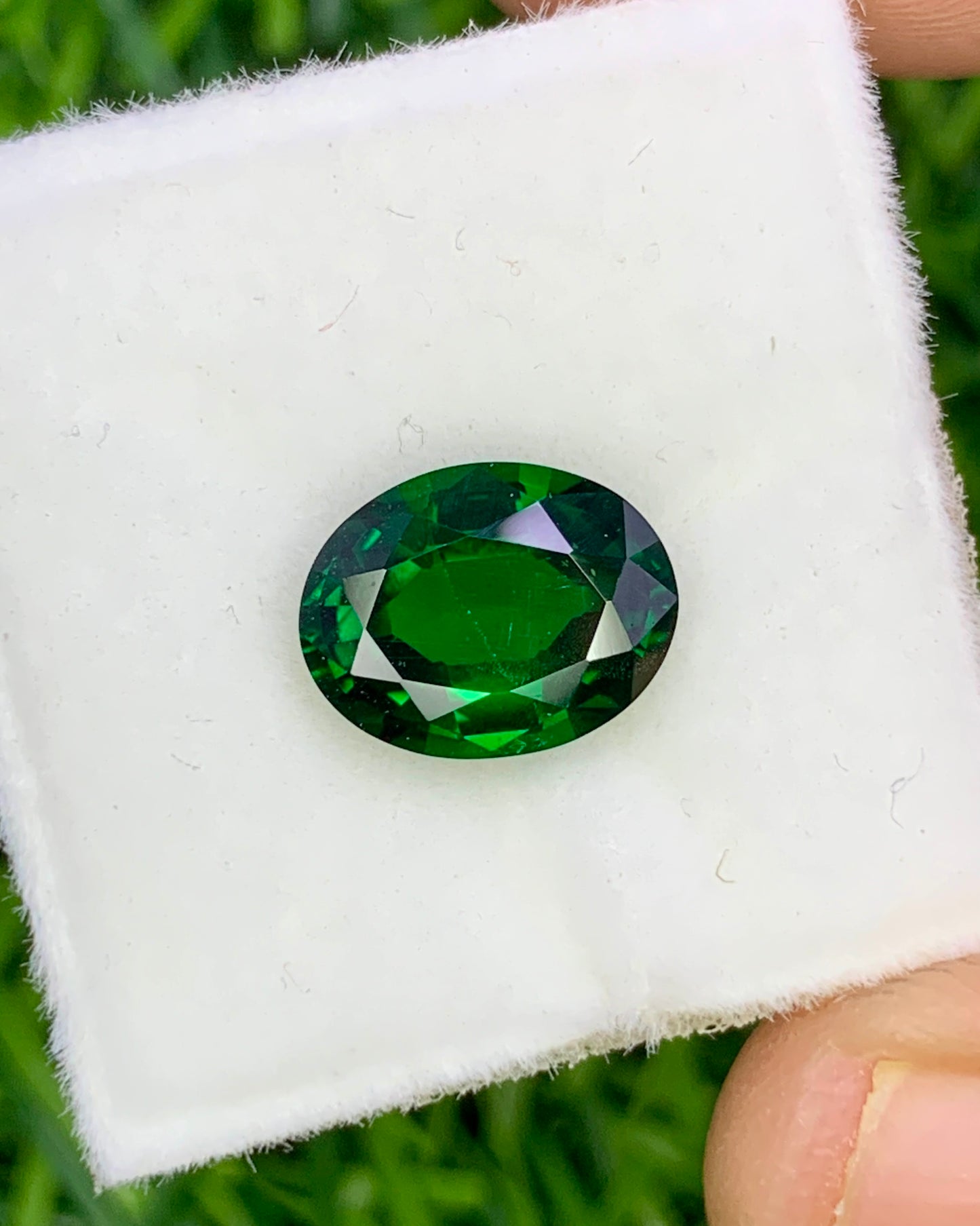 Natural Tsavorite 2.31 Carat 9x7 MM 0val Shape Faceted Gemstone