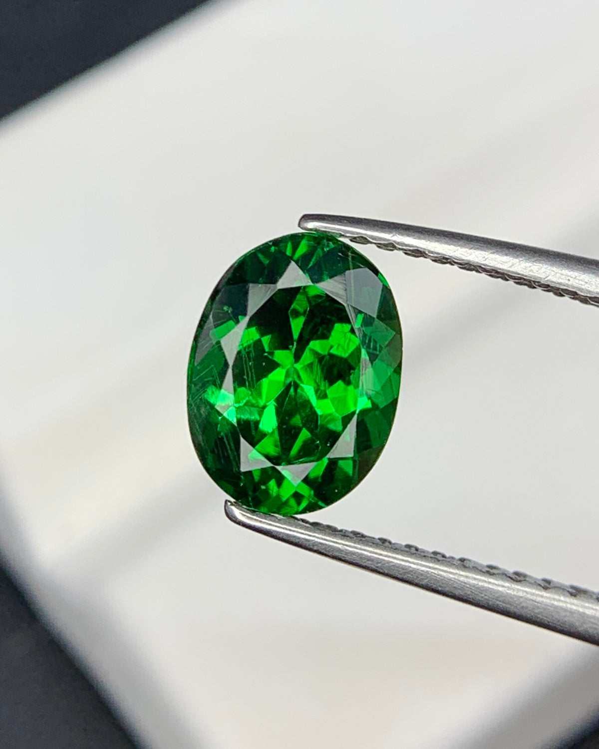 Natural Tsavorite Garnet 1.86 Carat 8.5x6.4 MM Oval Shape Faceted Gemstone