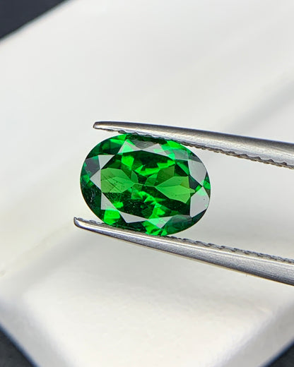 Natural Tsavorite Garnet 1.56 Carat 8.7x6.5 MM Oval Shape Faceted Gemstone