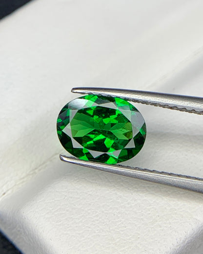 Natural Tsavorite Garnet 1.56 Carat 8.7x6.5 MM Oval Shape Faceted Gemstone