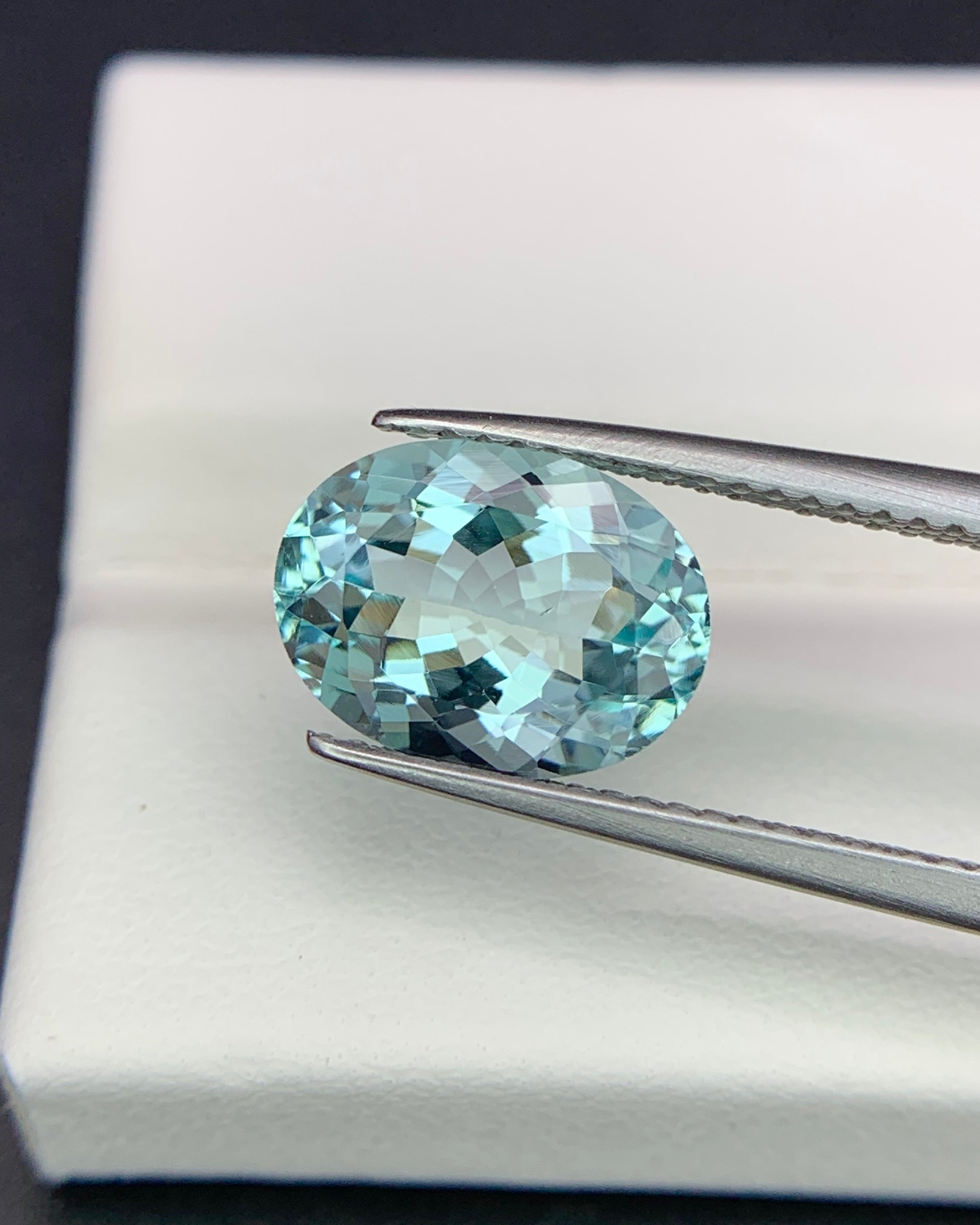 Natural Green Beryl 2.79 Carat 11x8.2 MM Oval Shape Faceted Gemstone 