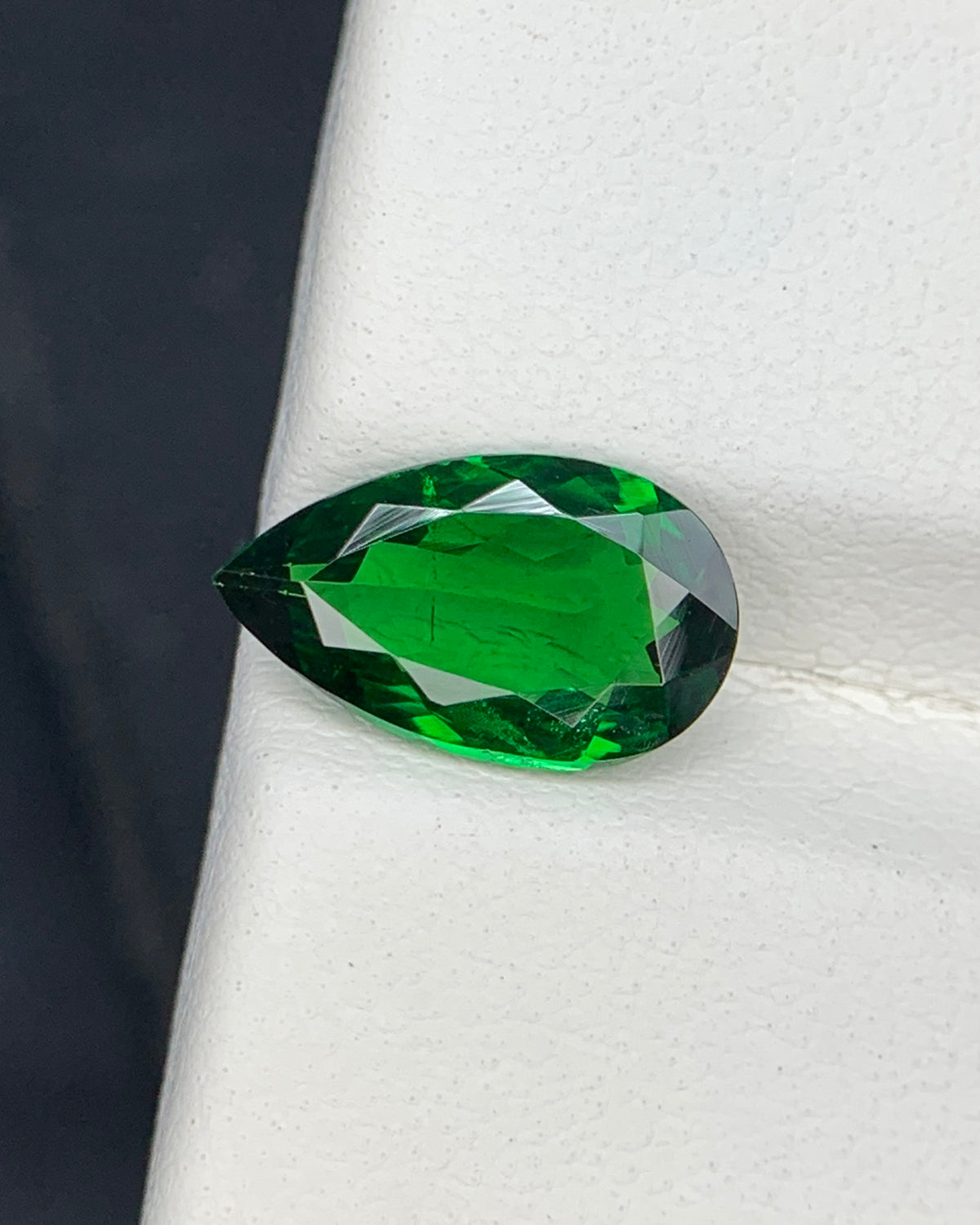 Natural Tsavorite Garnet 1.84 Carat 11x6.5 MM Pear Shape Faceted Gemstone 