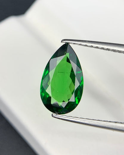 Natural Tsavorite Garnet 1.84 Carat 11x6.5 MM Pear Shape Faceted Gemstone 