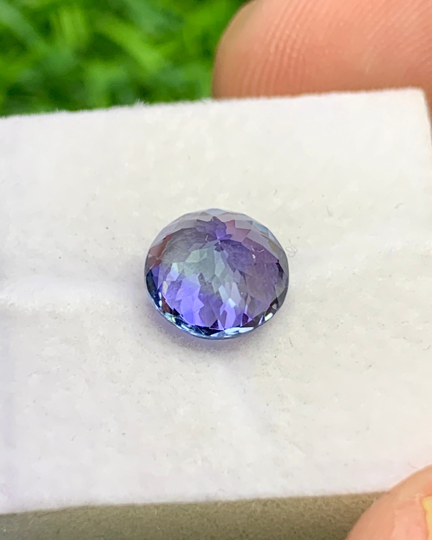 Natural Bi Color Tanzanite 1.94 Carat 7.6x7.6 MM Round Shape Faceted Gemstone