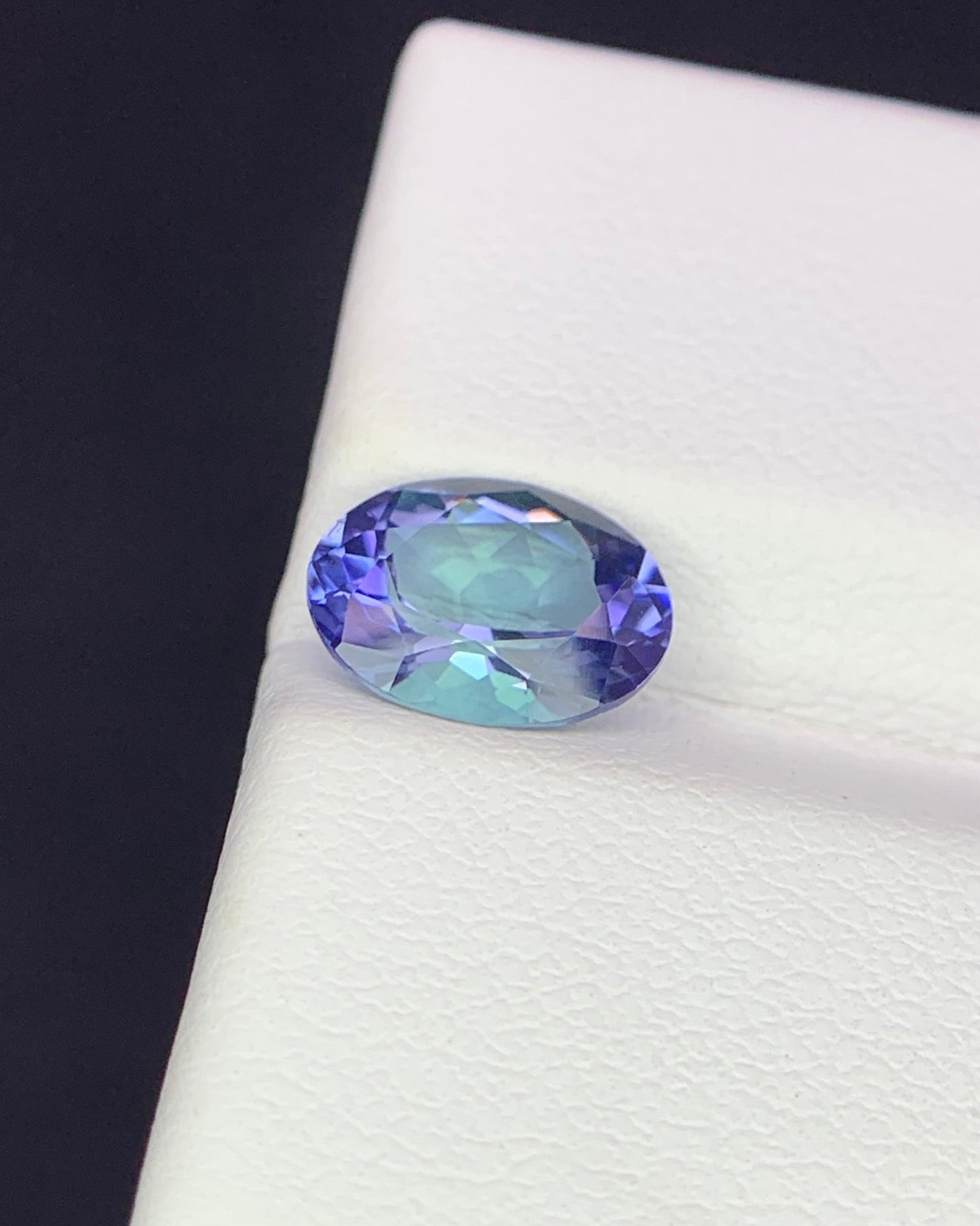 Natural Bi Color Tanzanite 1.46 Carat 8.5x6.5 MM Oval Shape Faceted Gemstone 