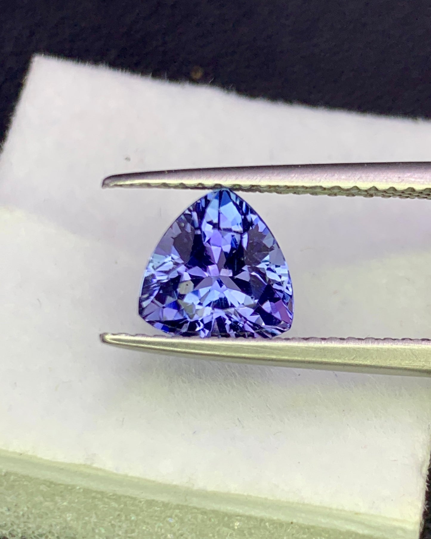 Natural Bi Color Tanzanite 1.72 Carat 7.3x7.3 MM Trillion Shape Faceted Gemstone