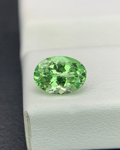 Natural Tsavorite Garnet 0.88 Carat 6.8x4.9 MM Oval Shape Faceted Gemstone